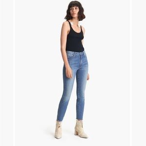 Mother Denim High Waisted Looker Ankle Fray in Wander Dust